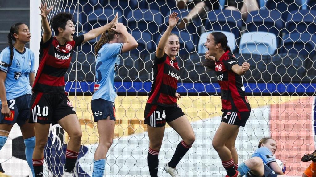 Wanderers end 2234-day drought with ALW win over Sydney