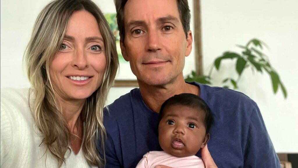 Florida couple sues fertility clinic over wrong embryo being implanted