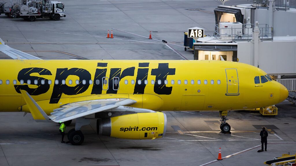 Spirit Airlines sells planes, calls back furloughed flight attendants