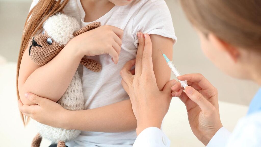 Text message reminders helps dramatically improve on-time vaccines for kids, WA study reveals