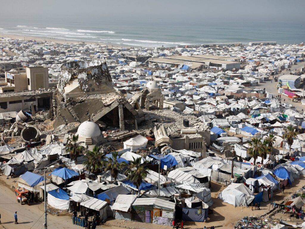 Israeli attacks on police sites kill five in southern, central Gaza | Israel-Palestine conflict News