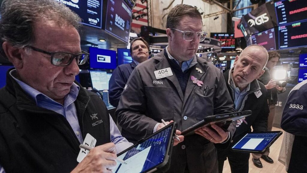Wall Street gains footing after week-long tech slump