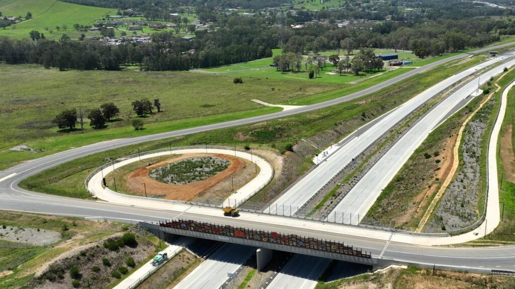 Western Sydney motorway launch to improve travel times and ease congestion for thousands