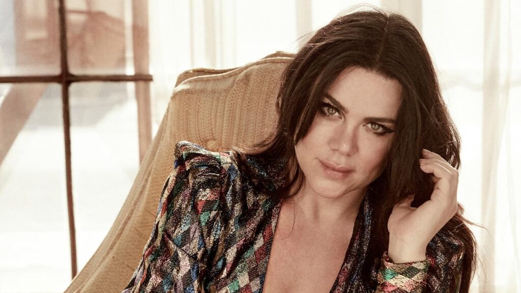 Vanessa Amorosi can’t wait to walk down memory lane and into some country bakeries on new Aussie tour