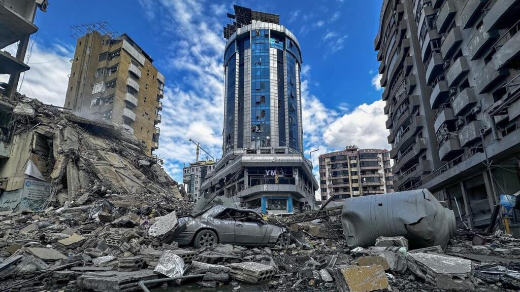 Israel hits Beirut, warns Lebanon of 'heavy price'