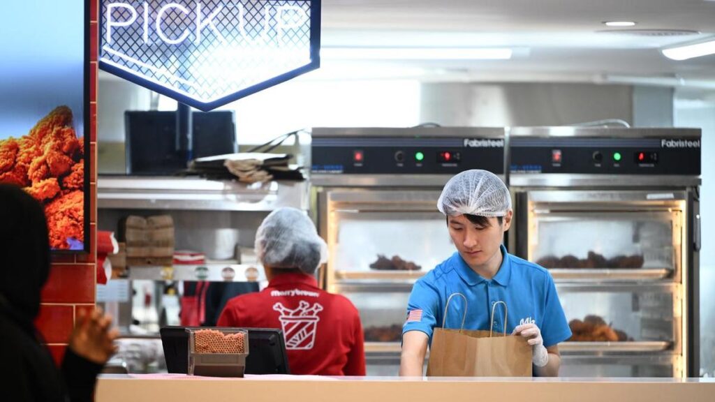 Discounted pay rates to be scrapped for junior workers