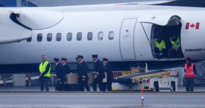 Bodies of pilots who died in collision at N.Y. airport are repatriated to Canada