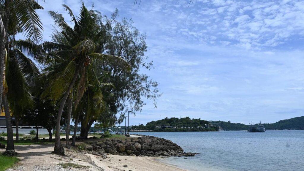 Pacific journalist doyen Dan McGarry dies aged 62