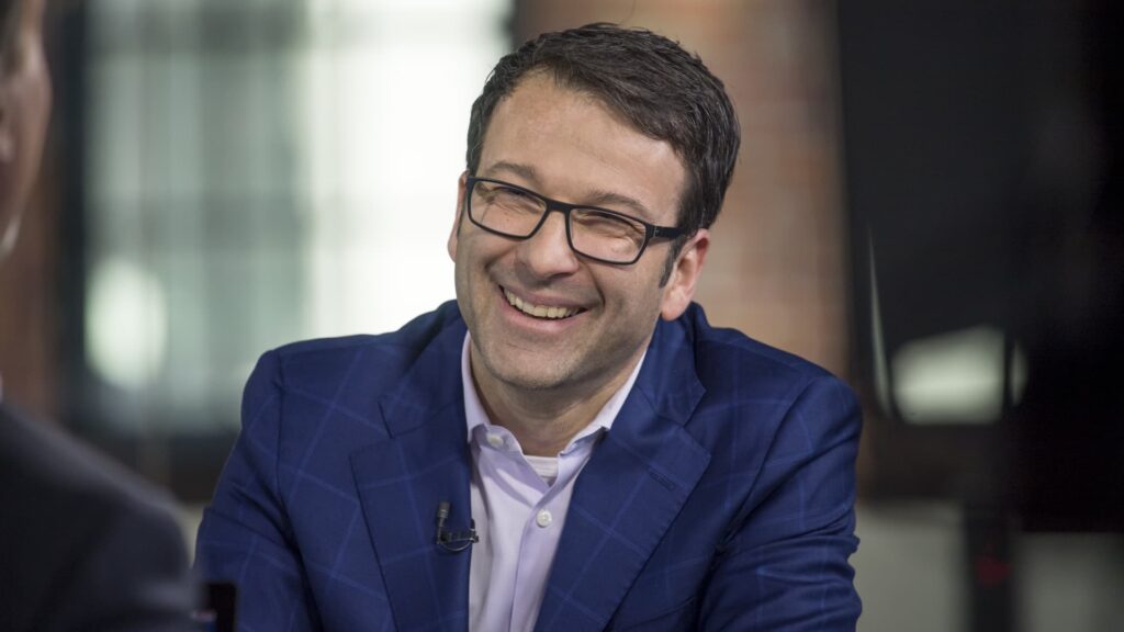 Microsoft executive touts Copilot traction after analyst pressure