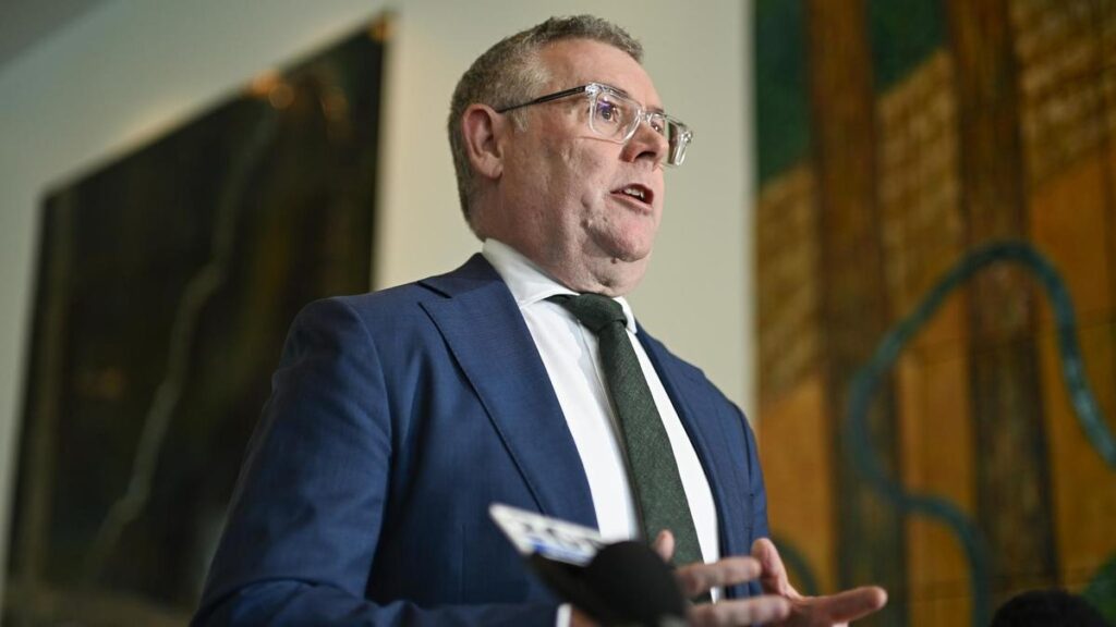 Minister says Hormuz blockade ‘risks escalating’ Iran conflict