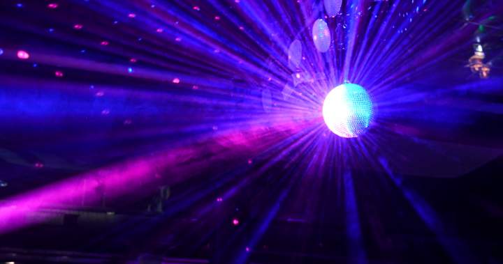 Calgary nightclub shut down due to cockroaches, mould growth: AHS – Calgary