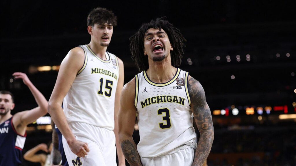 Michigan wins first NCAA national title since 1989, topping UConn in thriller