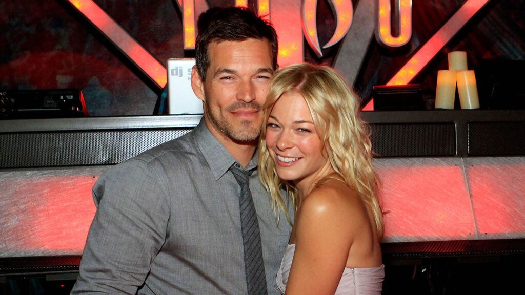 LeAnn Rimes marks 15th anniversary amid family struggles, she says