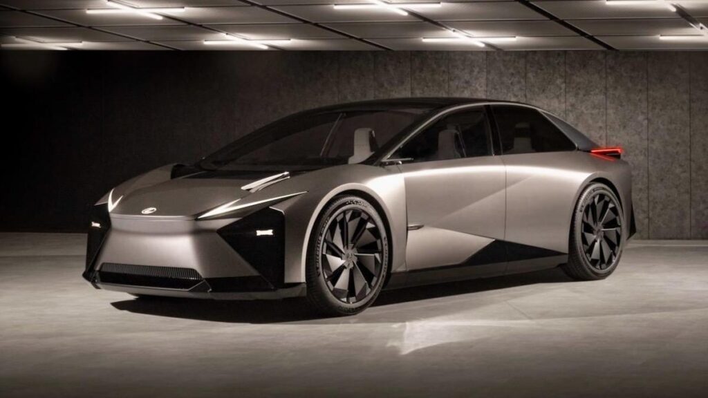 Lexus cancels electric IS replacement