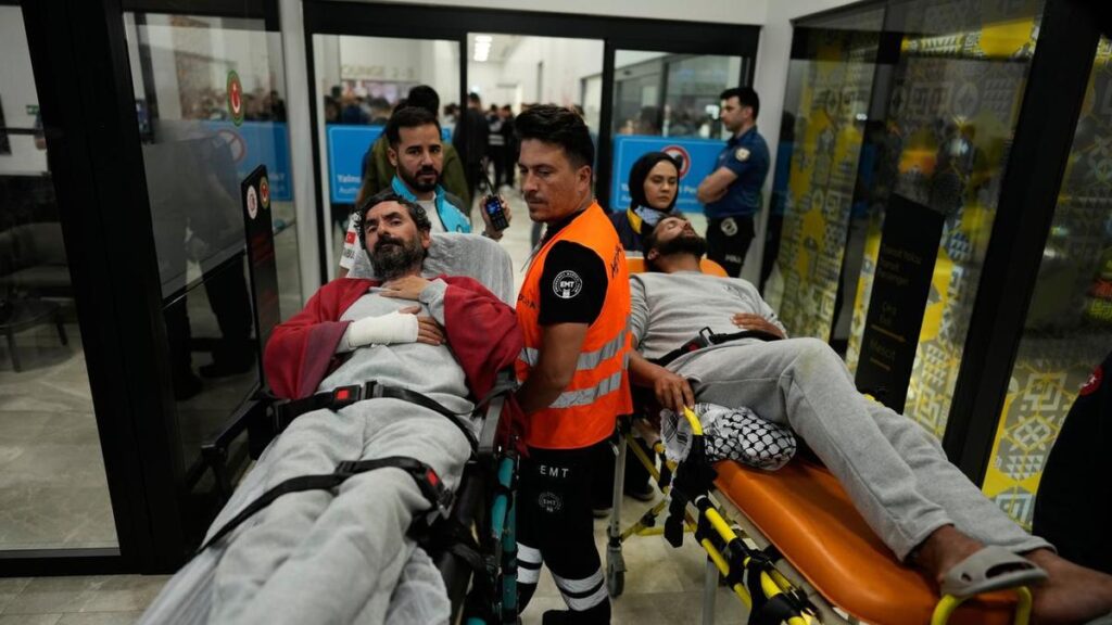 France bans Israeli minister after detainee taunts