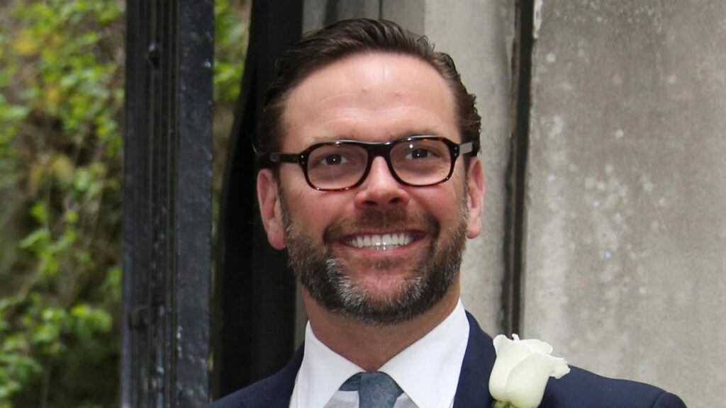 James Murdoch to acquire New York Magazine, Vox.com