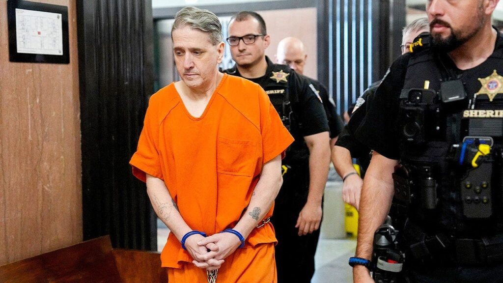 Former death row inmate Richard Glossip granted bond after 29 years