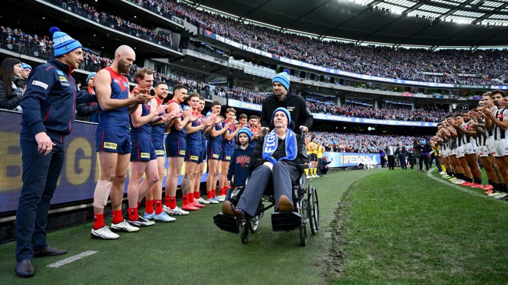 Kane Cornes calls for Neale Daniher to be immediately inducted into Australian Football Hall of Fame