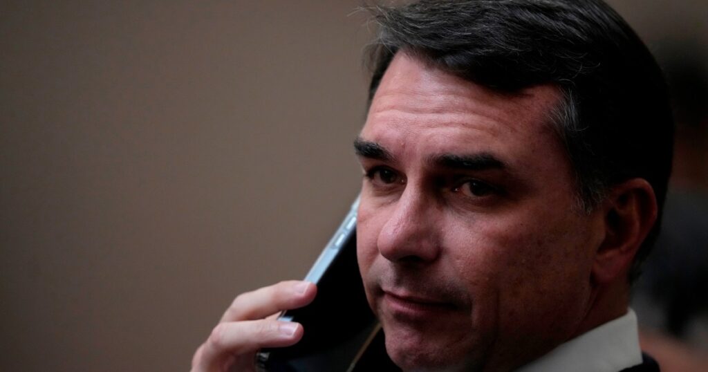 Brazil’s Flavio Bolsonaro meets with Trump amid troubled presidential bid | Elections News