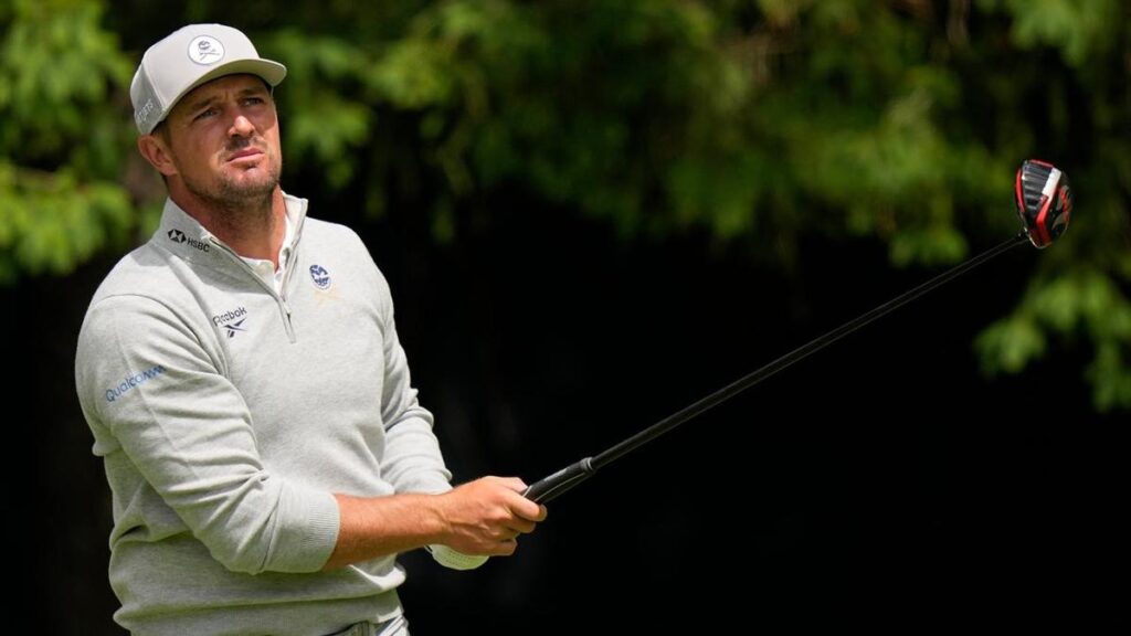 DeChambeau makes flying start to share LIV lead