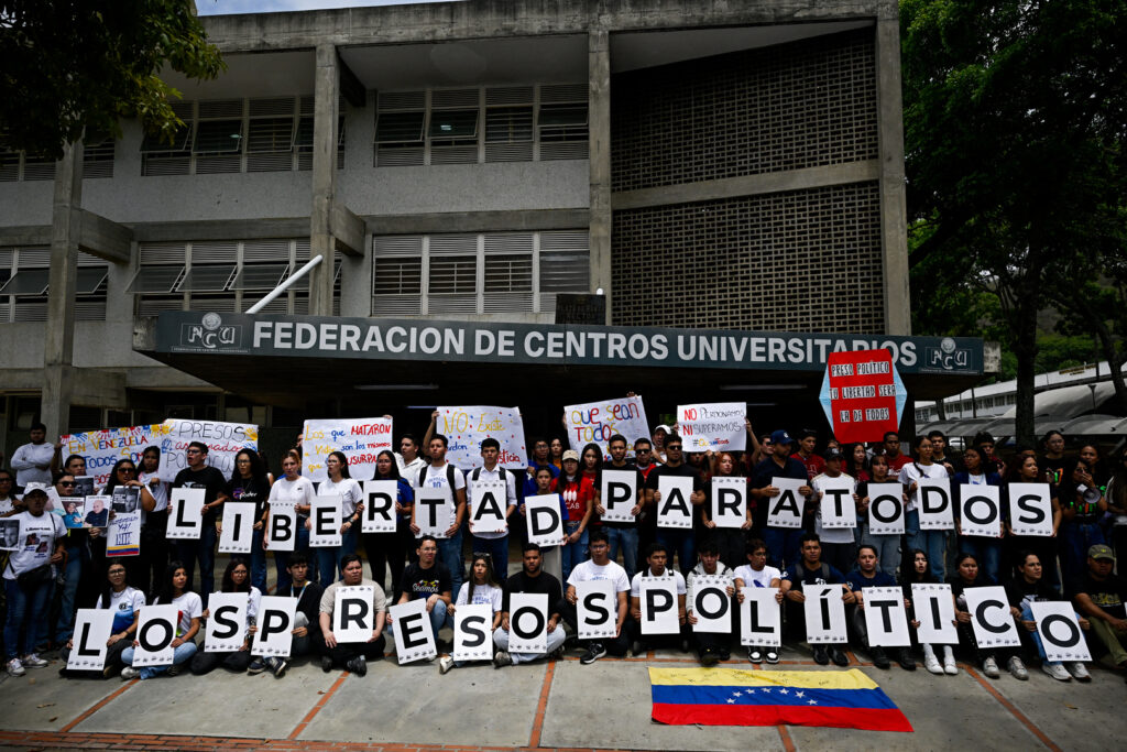 Students in Caracas to demand release of political prisoners | Newsfeed