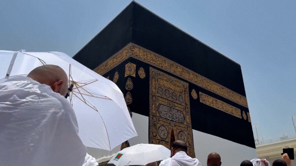 Over 1.6 million pilgrims arrive in Saudi Arabia for hajj pilgrimage | Newsfeed