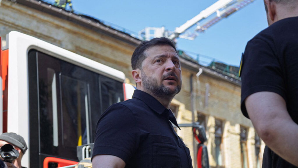Zelenskyy speaks to Al Jazeera at site of major Russian attacks in Kyiv | Russia-Ukraine war