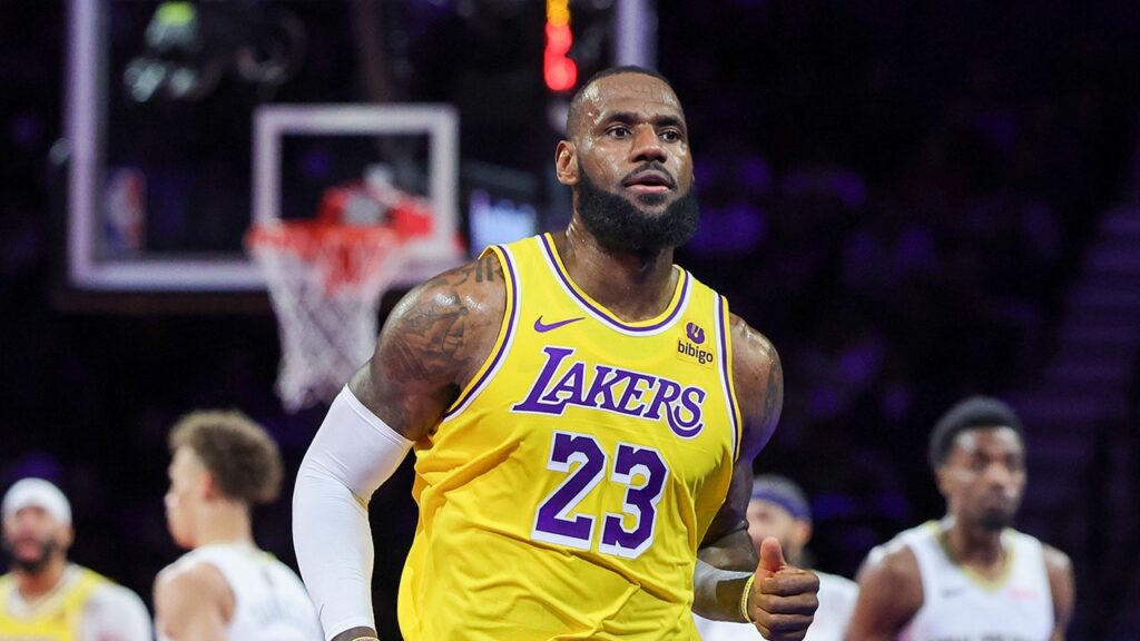 LeBron James fuels Cavaliers return rumors with Instagram post like