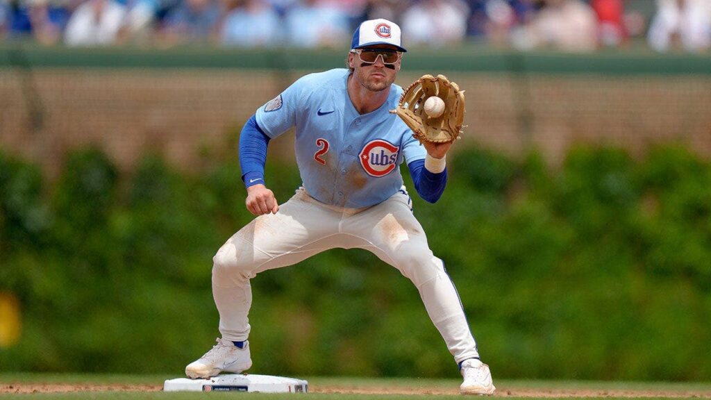 Cubs’ Nico Hoerner makes sensational between-the-legs throw in instant highlight