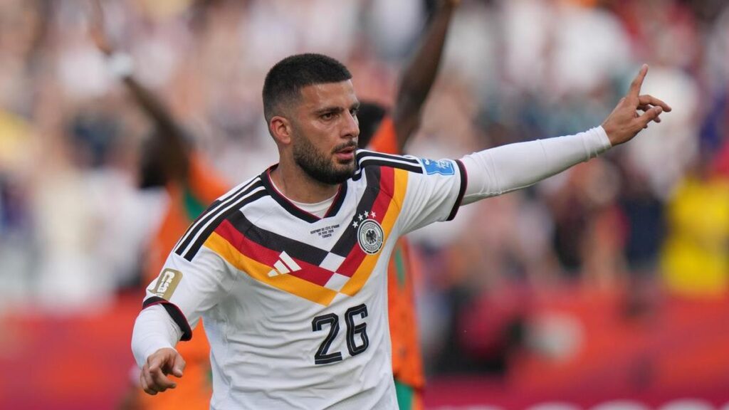 Supersub lifts Germany to World Cup victory, knock-outs