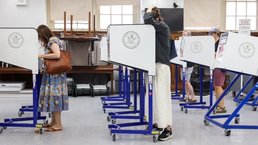 AI PACs pour $20M into New York Democratic primary in regulation battle