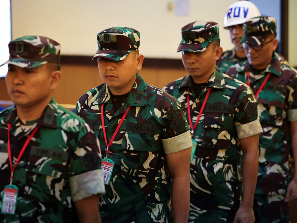 Indonesia jails four military officers for acid attack on rights activist | Military News