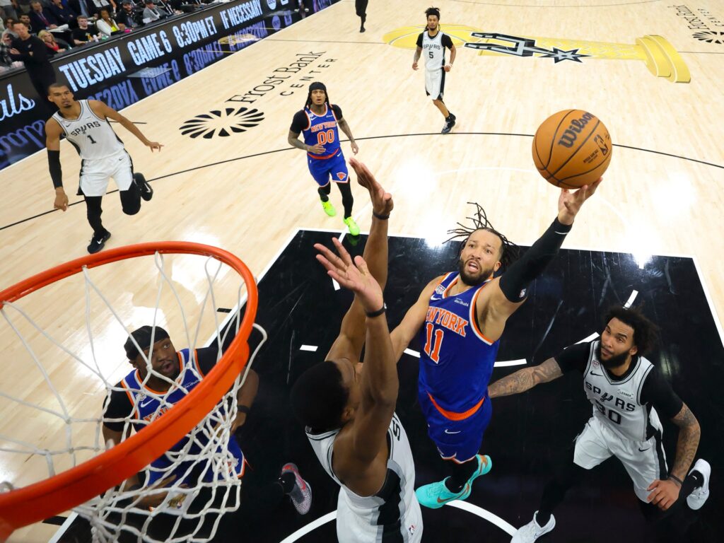 Knicks clinch first NBA title in 53 years with win over Spurs in Game 5 | Basketball News