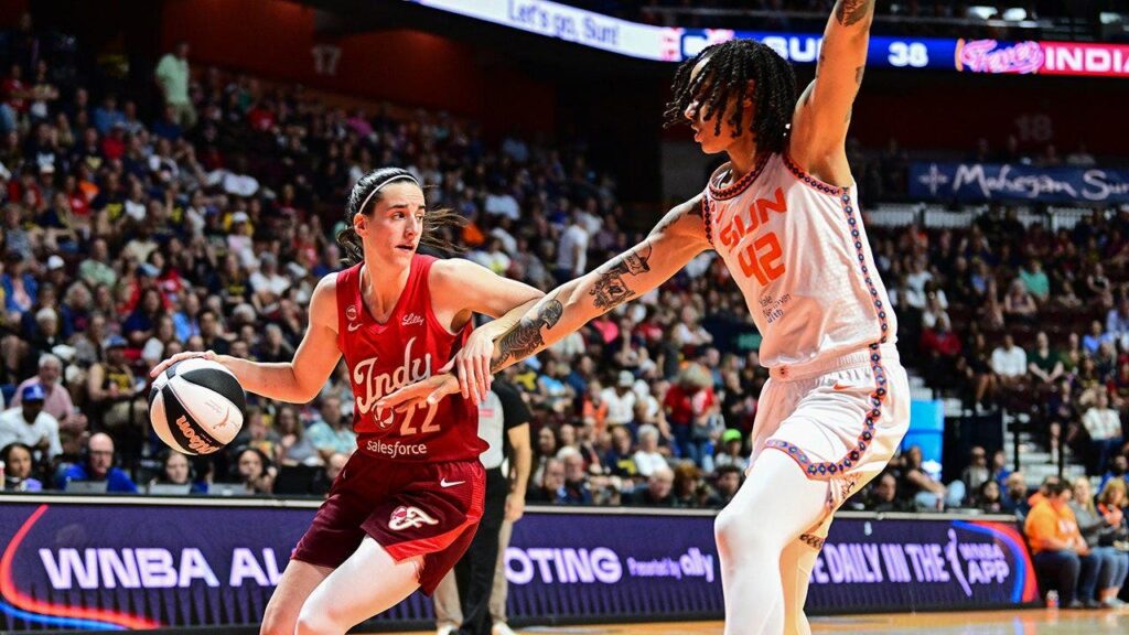 Caitlin Clark scores 25 as Fever beat Sun to improve Cup record to 4-1