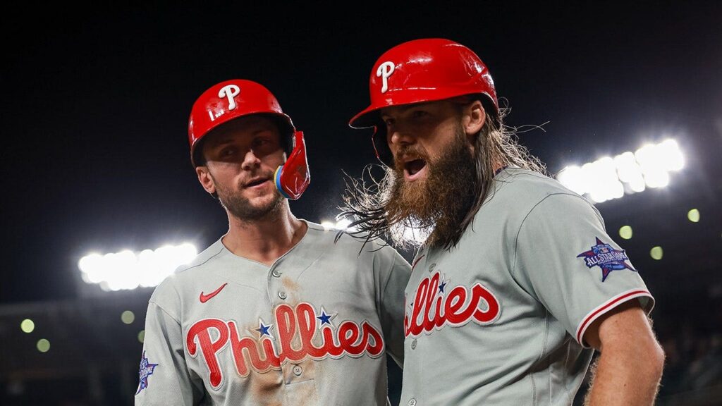 Phillies score 8 runs in ninth inning to stun Nationals in 14-9 comeback