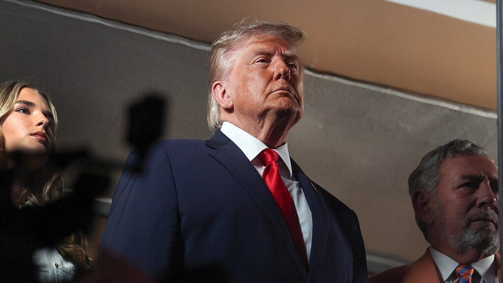 NBA Finals crowd at MSG gives Trump mixed reaction during national anthem