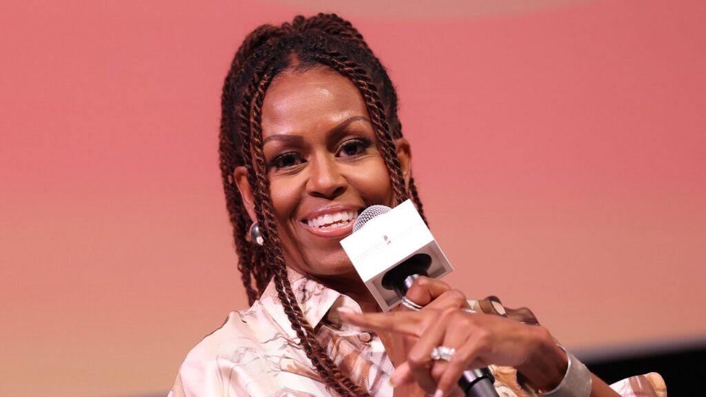 Michelle Obama reveals she saved choking friend with Heimlich maneuver