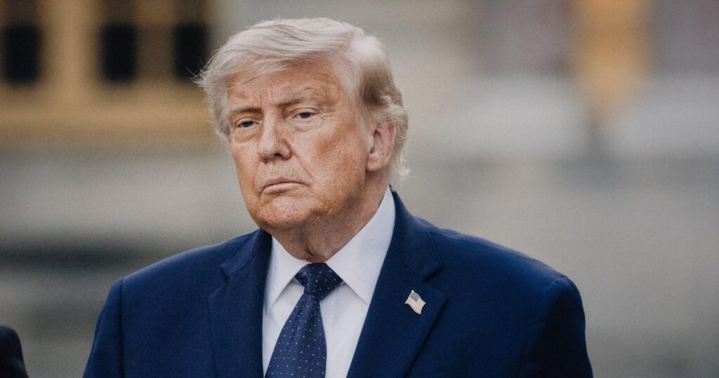 Trump lashes out at “fools” who oppose Iran deal amid bipartisan criticism