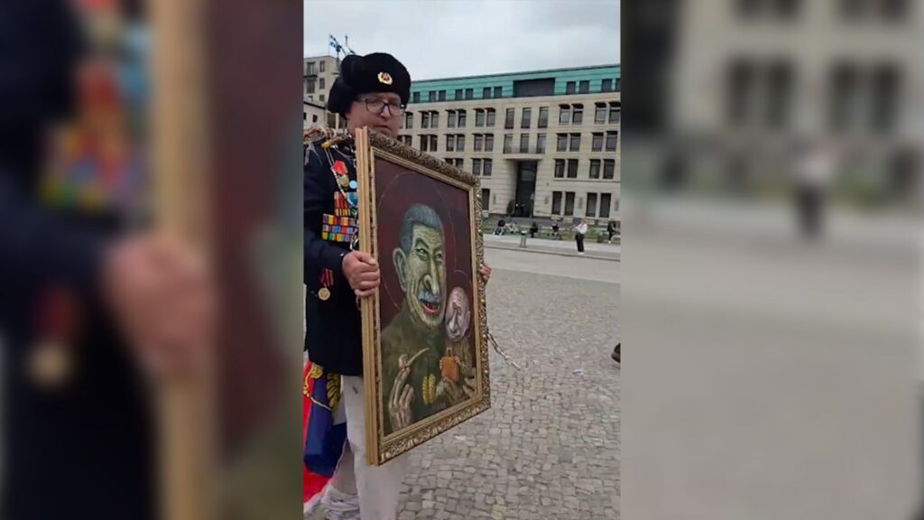 Russian artist and outspoken Putin critic shot dead days after protest | Protests