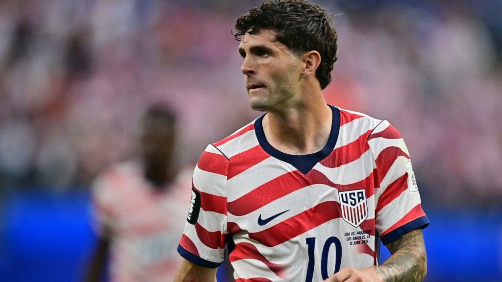 USMNT fans concerned after Christian Pulisic pulled at halftime vs Paraguay