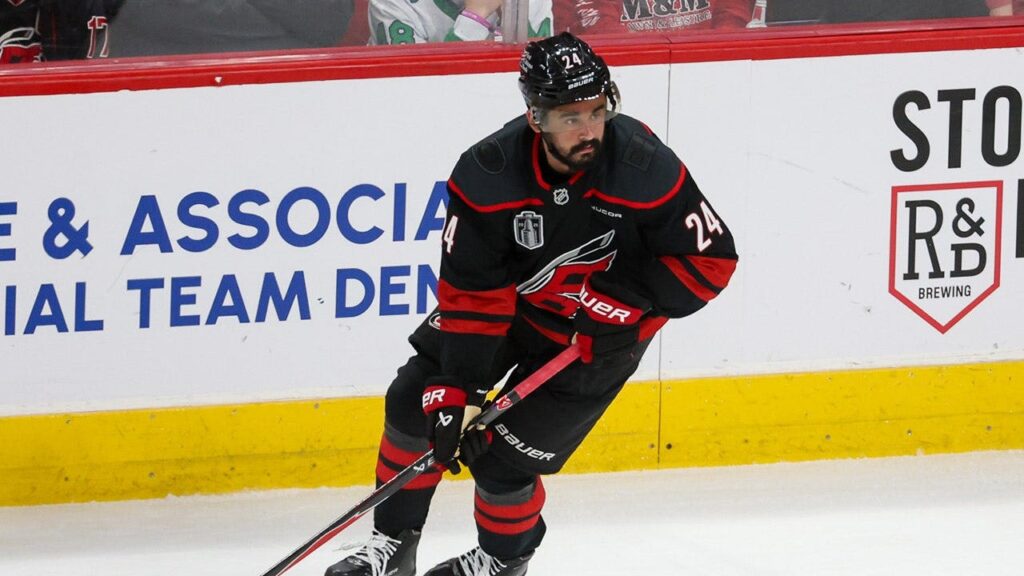 Seth Jarvis OT power-play goal lifts Hurricanes past Golden Knights