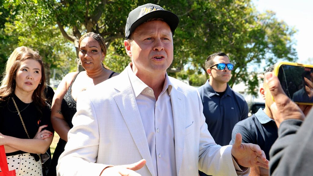 Spencer Pratt claims recording could force LA mayoral candidate to resign
