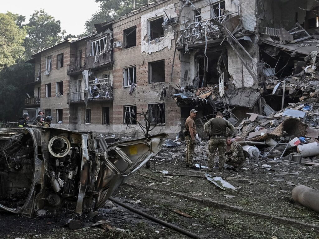 Kyiv under fire from Russian missiles after EU-Ukraine sign drone deal | Russia-Ukraine war News