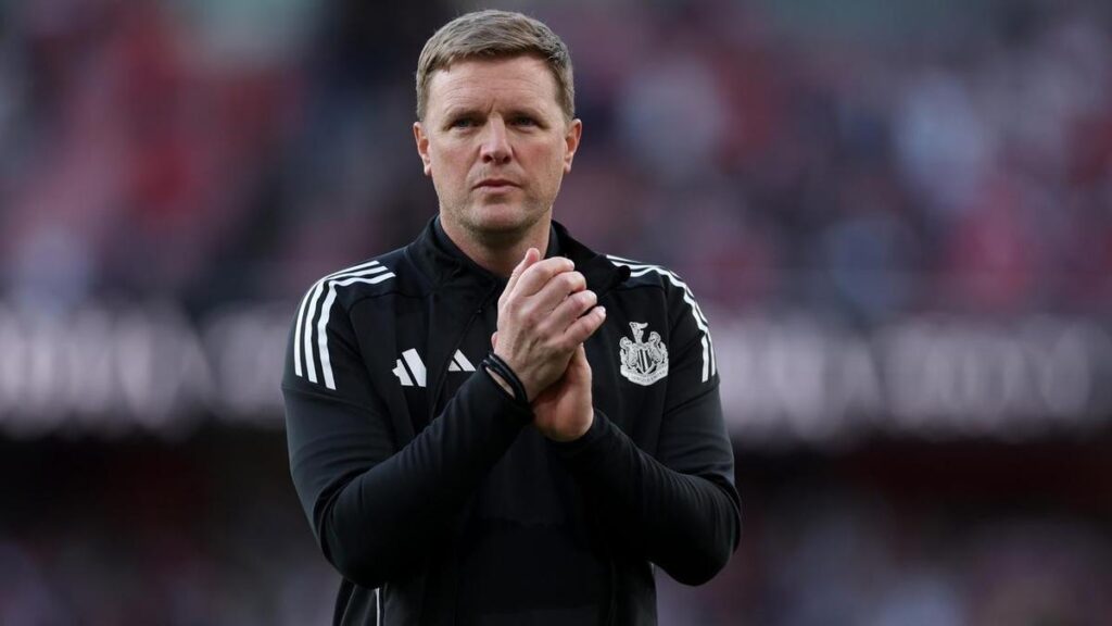 Howe steps down as Newcastle coach 'to take a break'