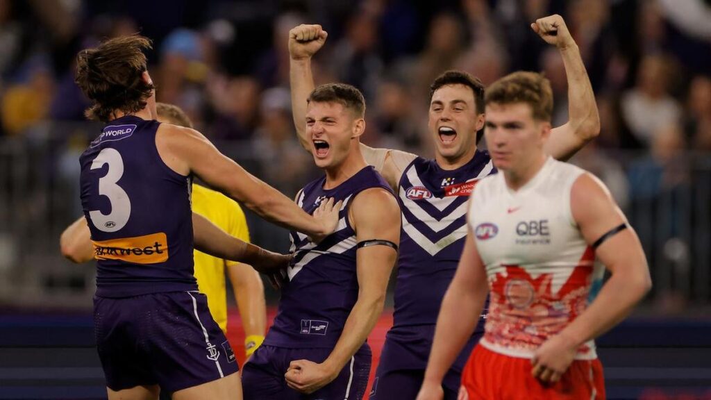 Freo overcome first-half shocker to obliterate Swans
