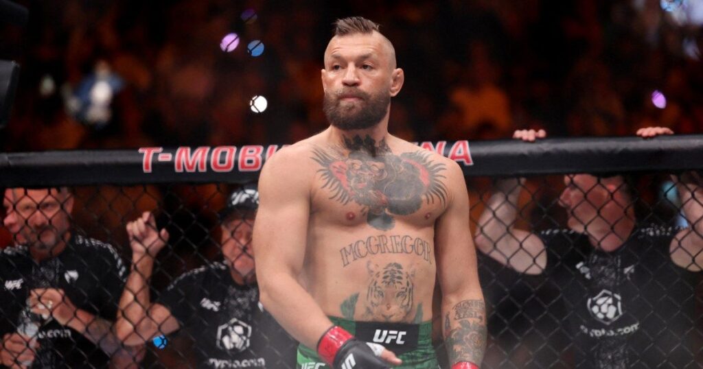McGregor injures knee, loses to Holloway in 69 seconds on UFC return | Mixed Martial Arts News