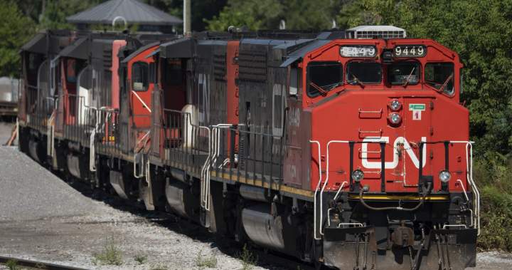 45-car train derails north of Montreal, investigation underway – Montreal