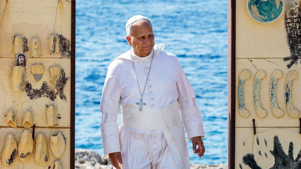 Pope Leo XIV accepts Liberty Medal and urges US to welcome immigrants