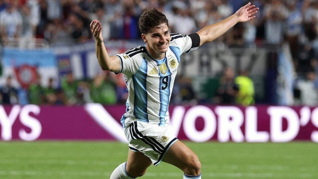 Argentina beats Switzerland in extra time to reach World Cup semifinals