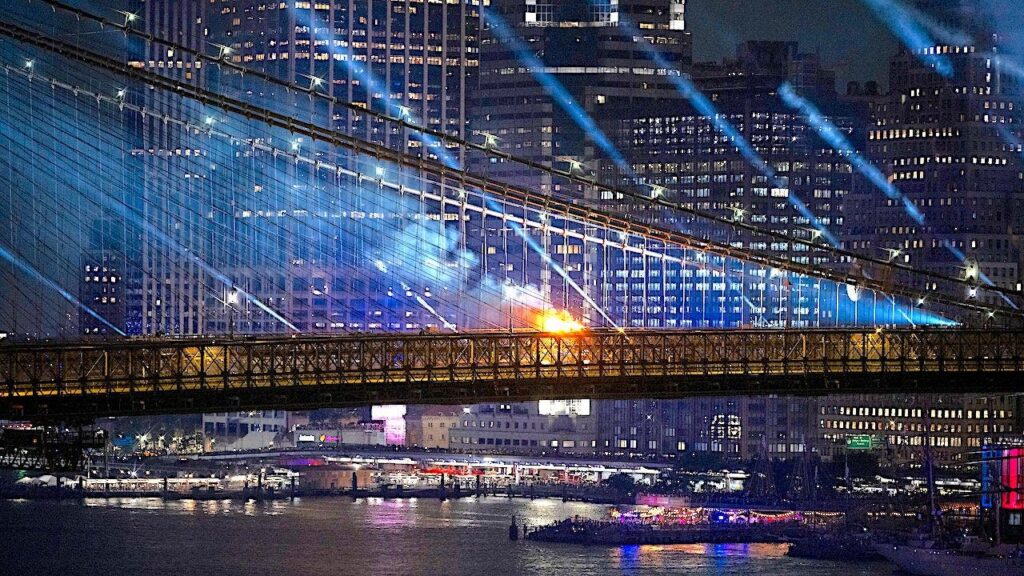 Brooklyn Bridge fire breaks out during July Fourth fireworks show